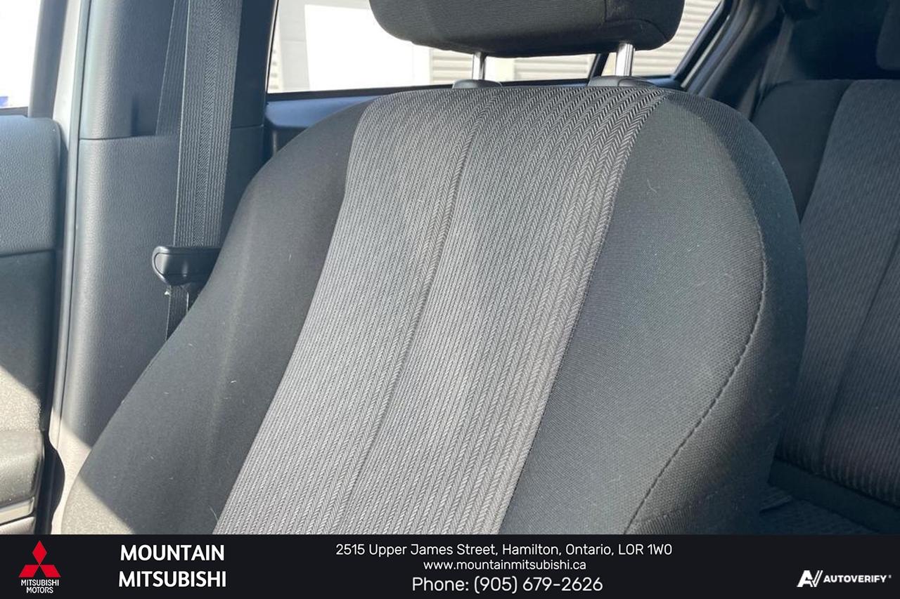 2023 Mitsubishi Eclipse Cross Carbon Edition S-AWC Photo