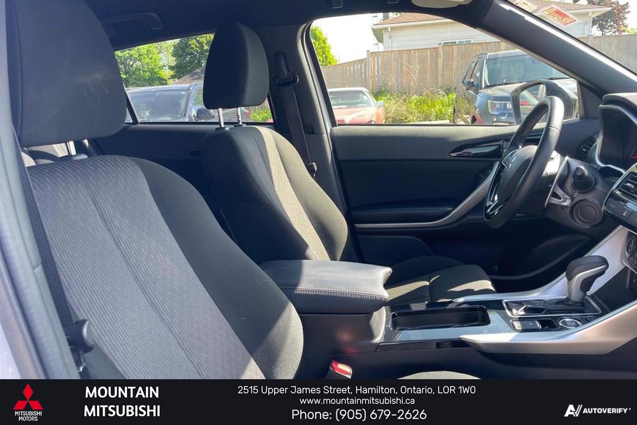 2023 Mitsubishi Eclipse Cross Carbon Edition S-AWC Photo