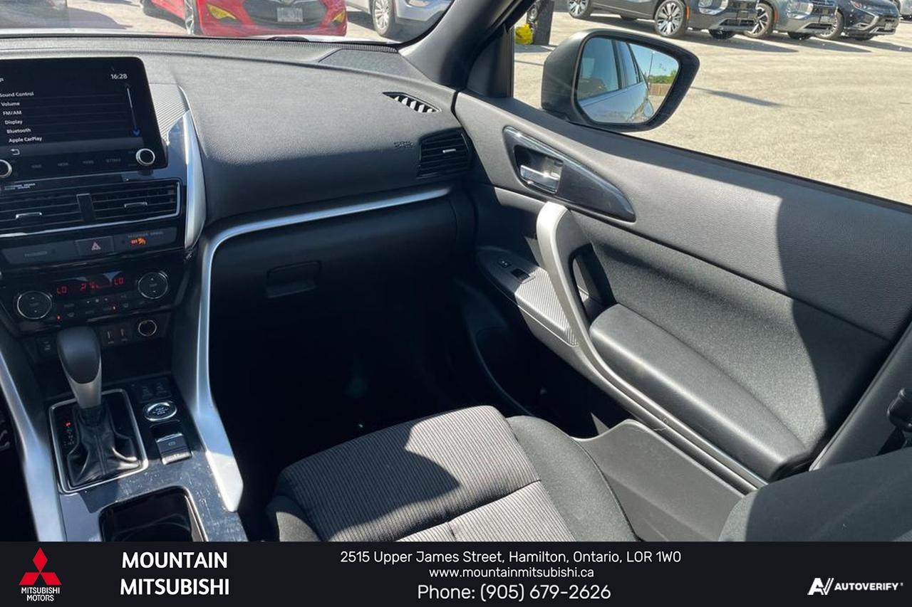 2023 Mitsubishi Eclipse Cross Carbon Edition S-AWC Photo