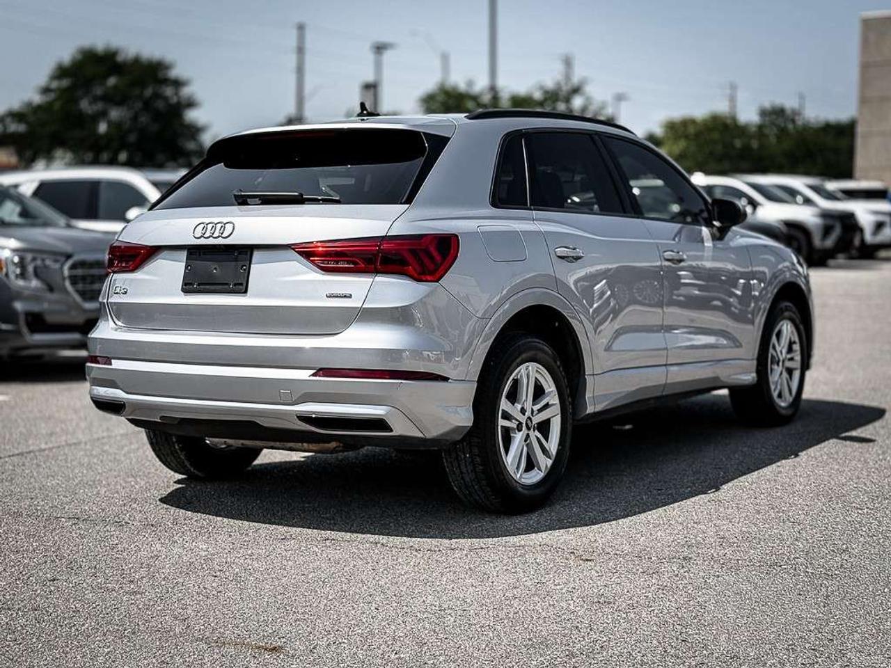 2021 Audi Q3 40 Komfort   PANO ROOF   HEATED SEATS   CARPLAY Photo