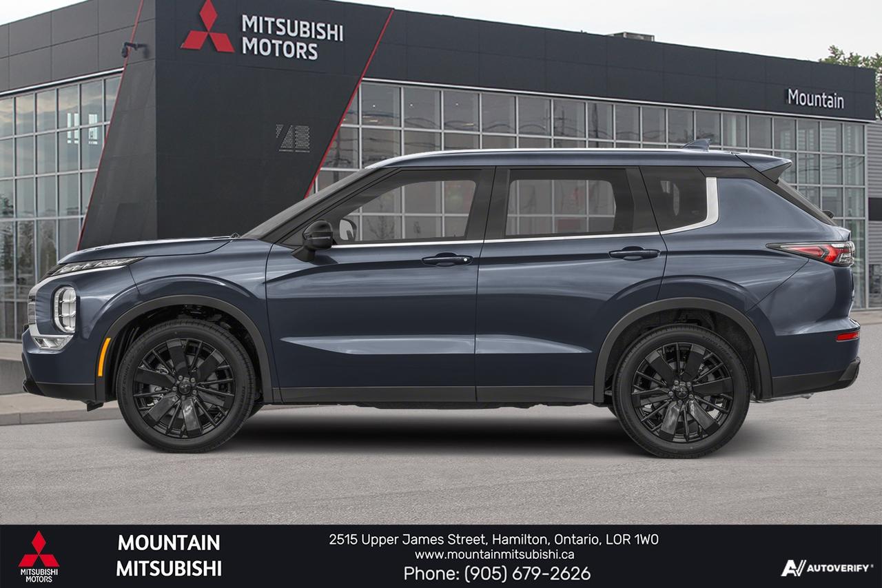 2026 Mitsubishi Outlander LE Photo