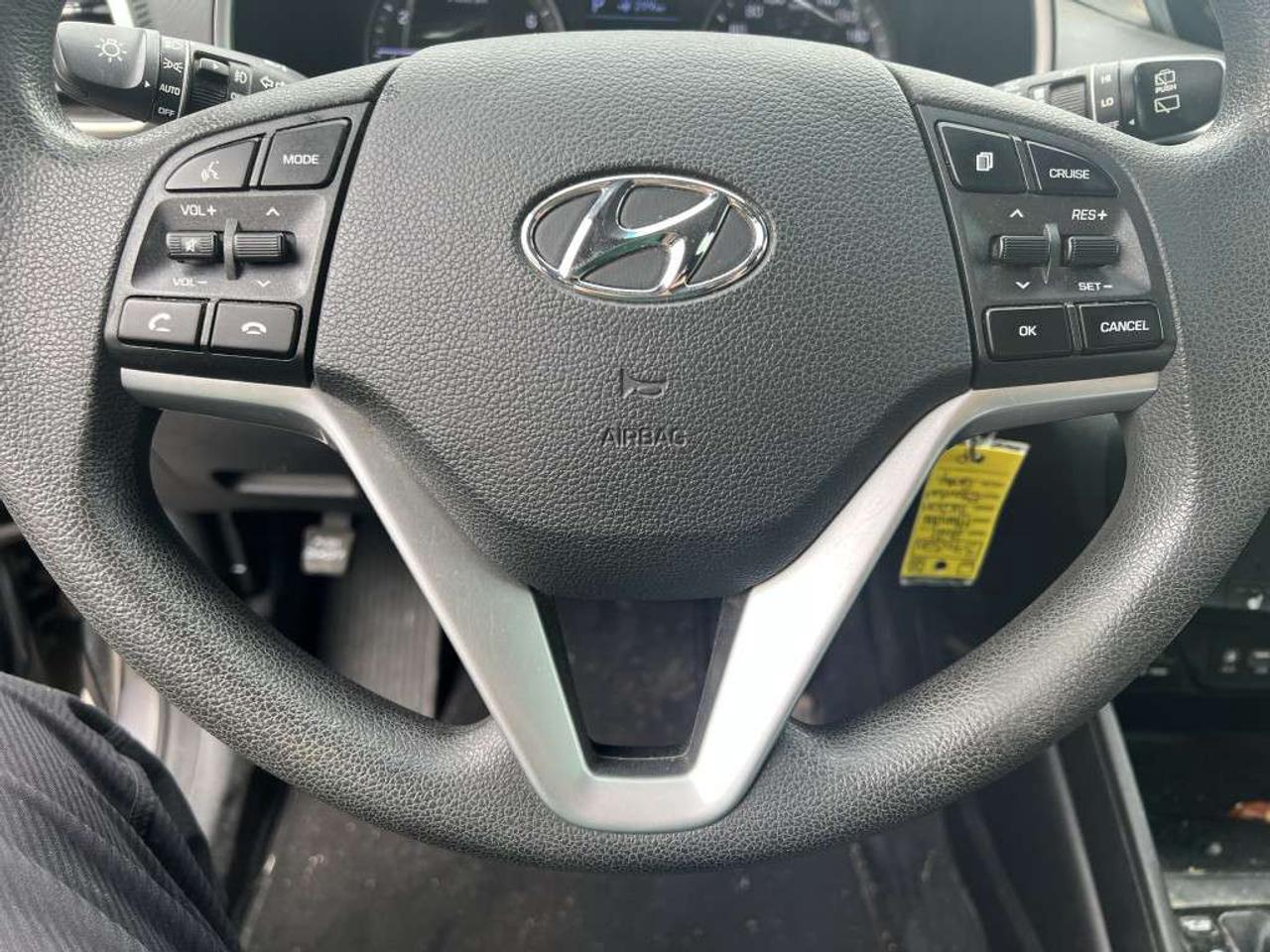 2021 Hyundai Tucson Essential 4dr Front-Wheel Drive Automatic Photo