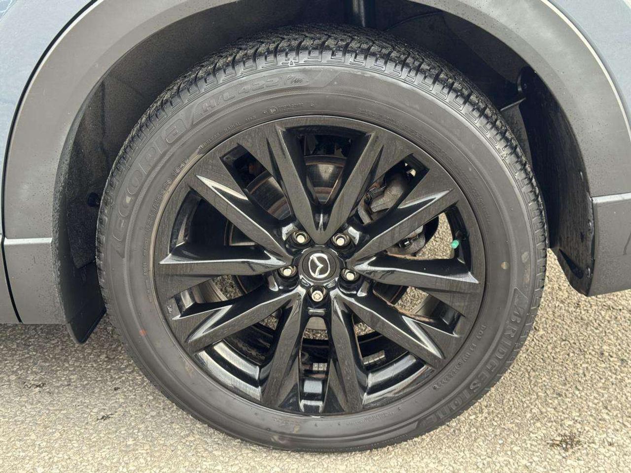 2022 Mazda CX-9 KURO AWD/ BOSE SOUND/ RED LEATHER INTERIOR/ 2.99% Photo