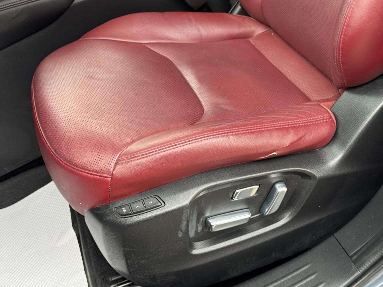 2022 Mazda CX-9 KURO AWD/ BOSE SOUND/ RED LEATHER INTERIOR/ 2.99% Photo