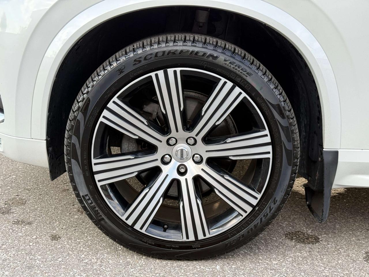 2021 Volvo XC90 T6   AWD   INSCRIPTION   7-SEATER   HARMAN KARDON Photo