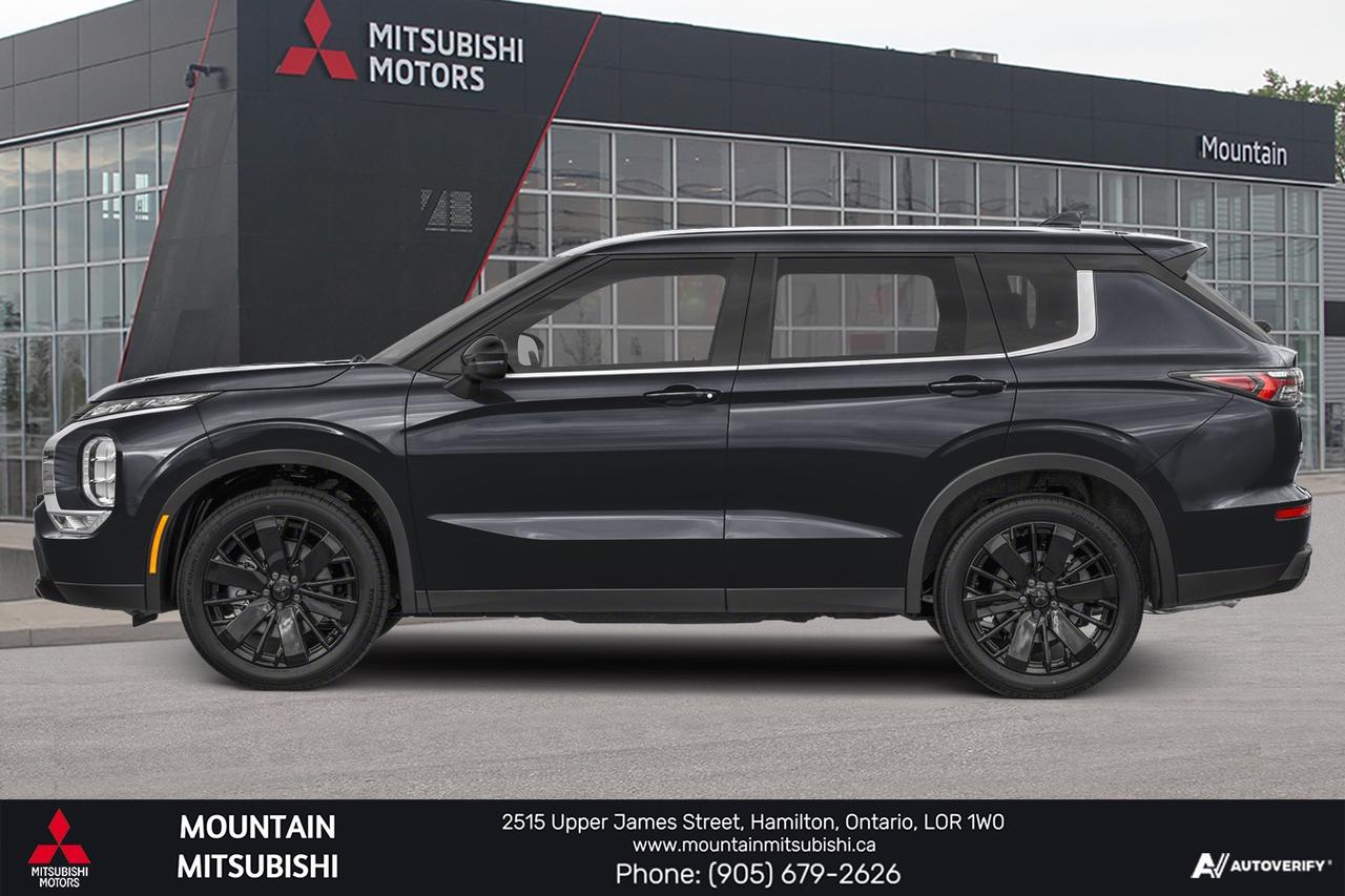 2026 Mitsubishi Outlander LE Photo