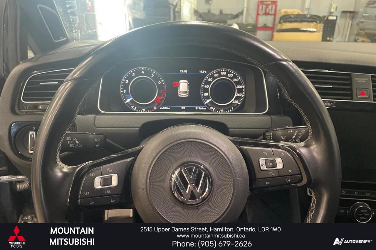 2018 Volkswagen Golf R Manual Photo