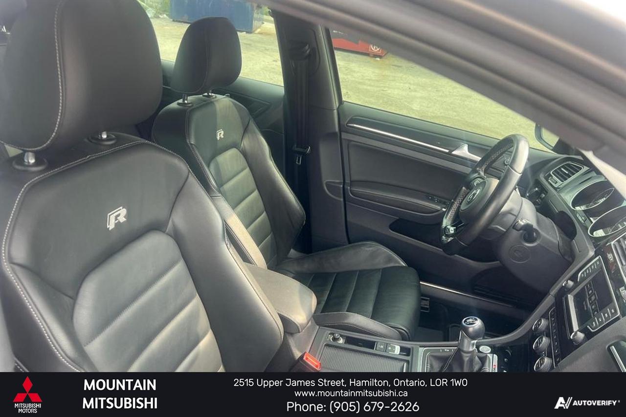 2017 Volkswagen Golf R 5dr HB Man Photo