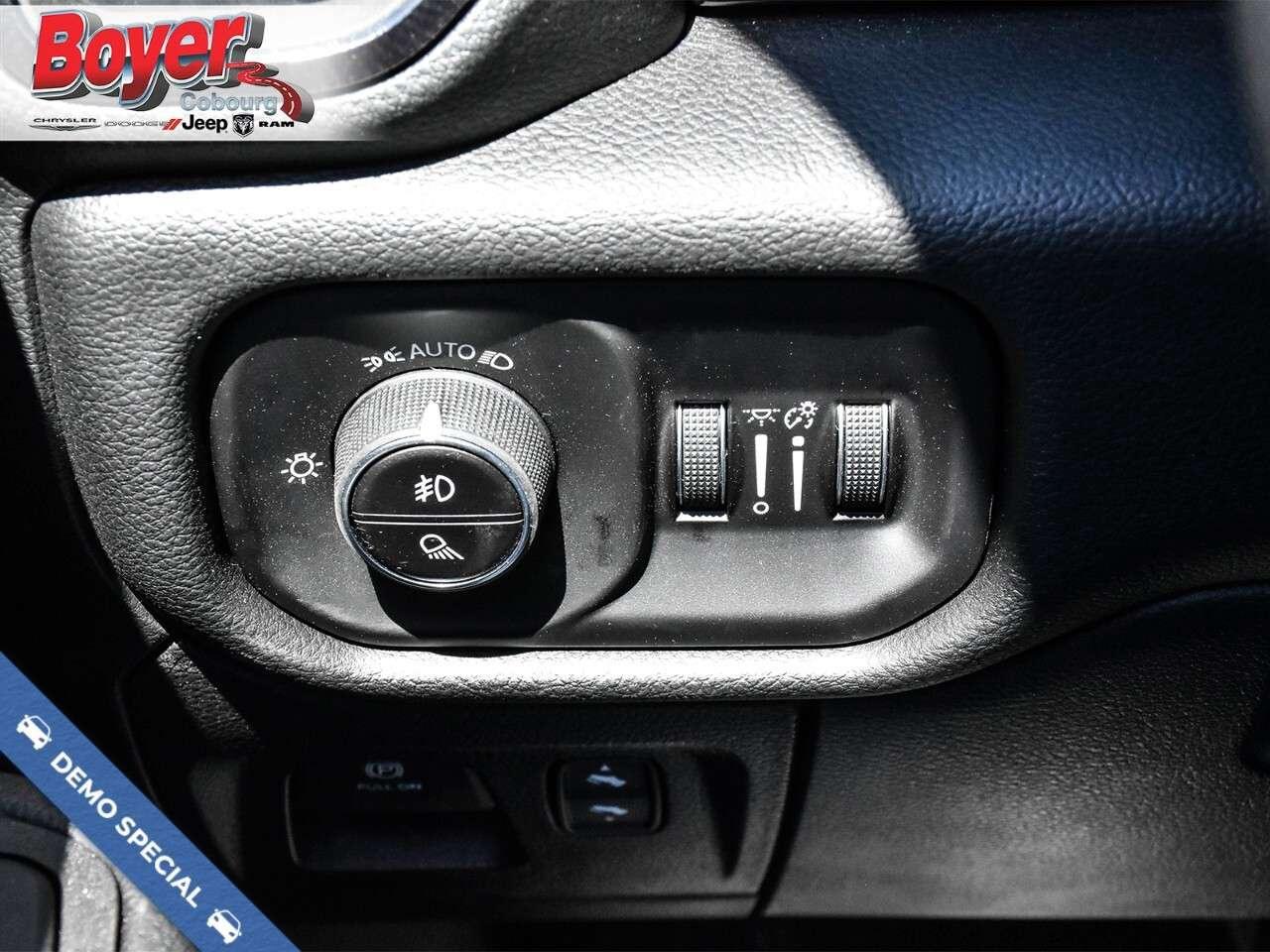 2026 RAM 1500 Sport 4x4 Crew Cab 5'7 Box Photo