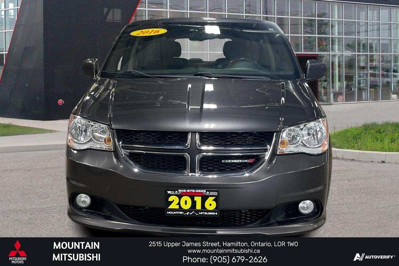 2016 Dodge Grand Caravan SXT Premium Plus Photo5