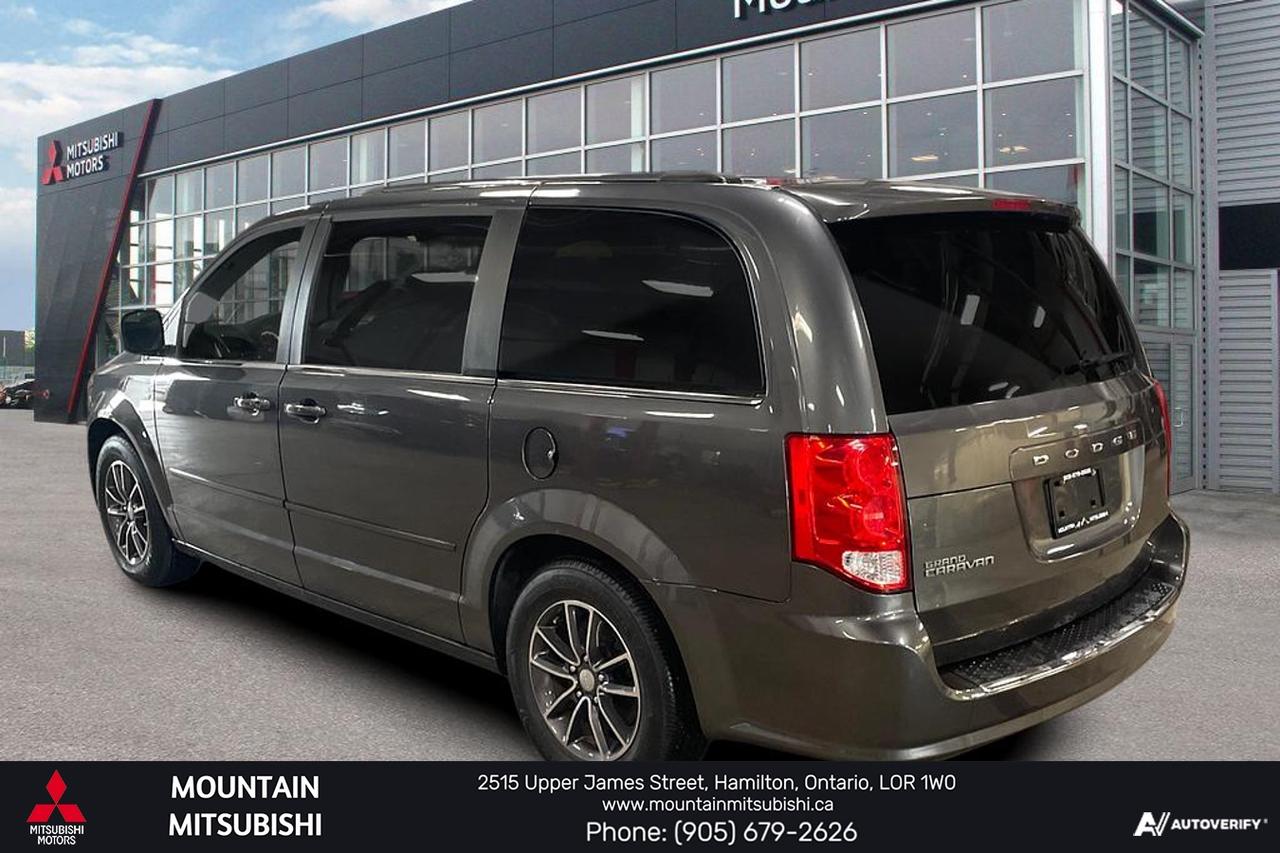 2016 Dodge Grand Caravan SXT Premium Plus Photo