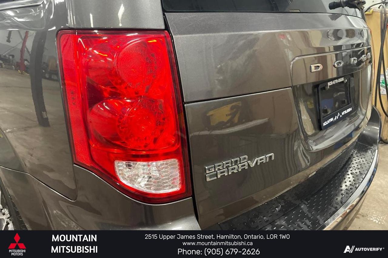 2016 Dodge Grand Caravan SXT Premium Plus Photo