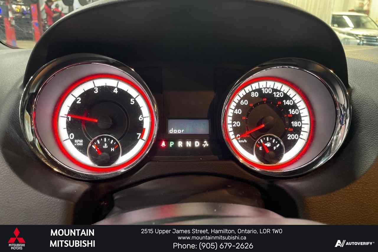 2016 Dodge Grand Caravan SXT Premium Plus Photo