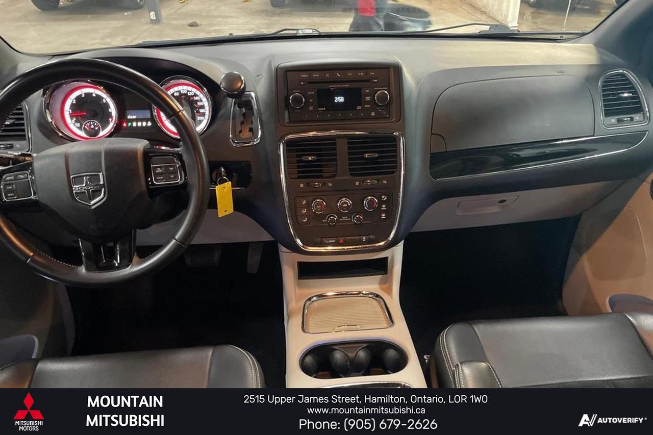 2016 Dodge Grand Caravan SXT Premium Plus Photo