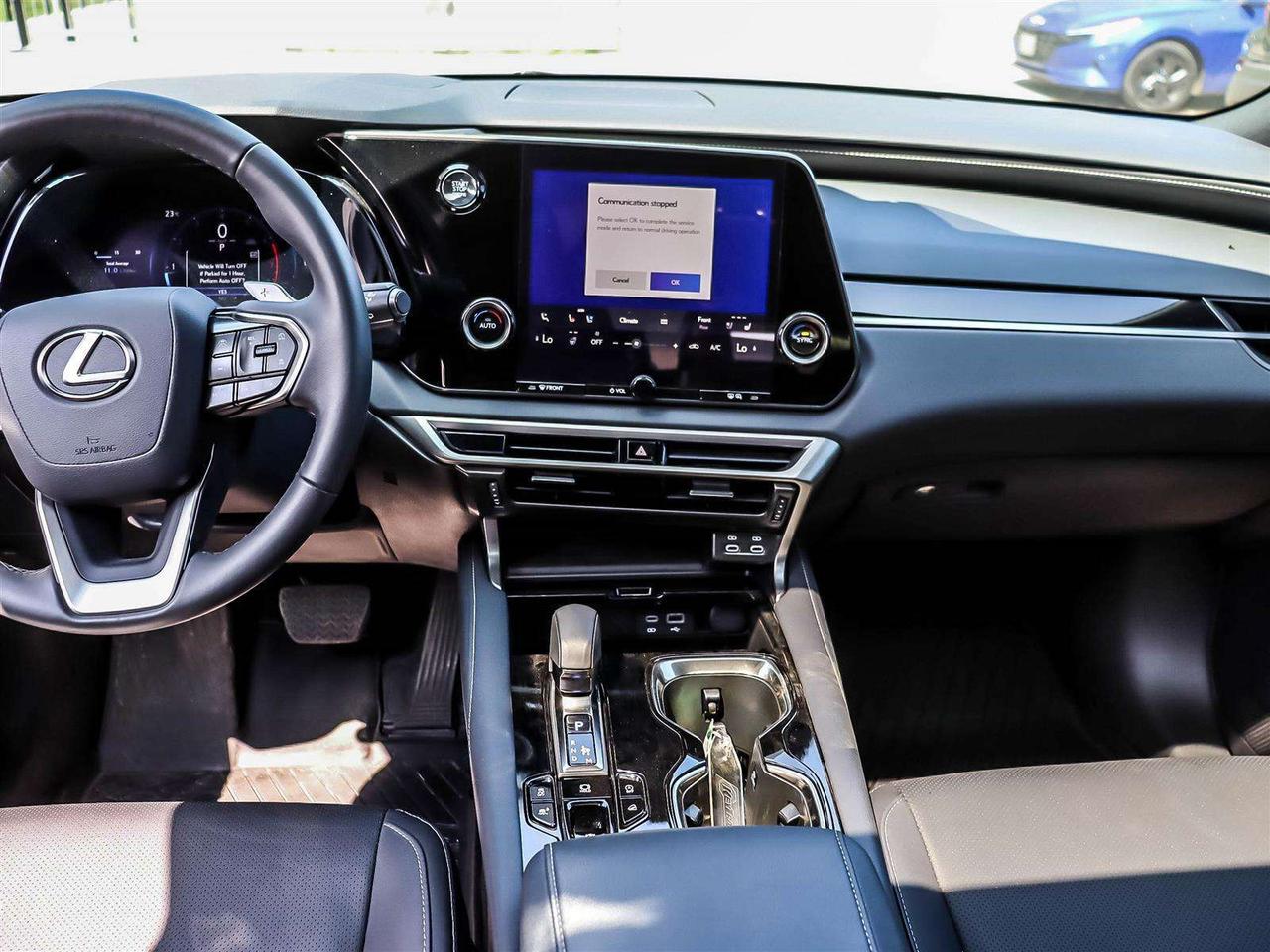 2025 Lexus RX PREMIUM AWD 2.4L TURBO ADAPTIVE CRUISE Photo