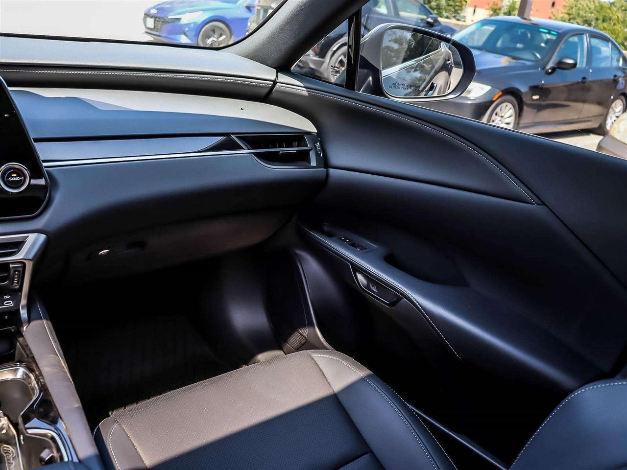 2025 Lexus RX PREMIUM AWD 2.4L TURBO ADAPTIVE CRUISE Photo
