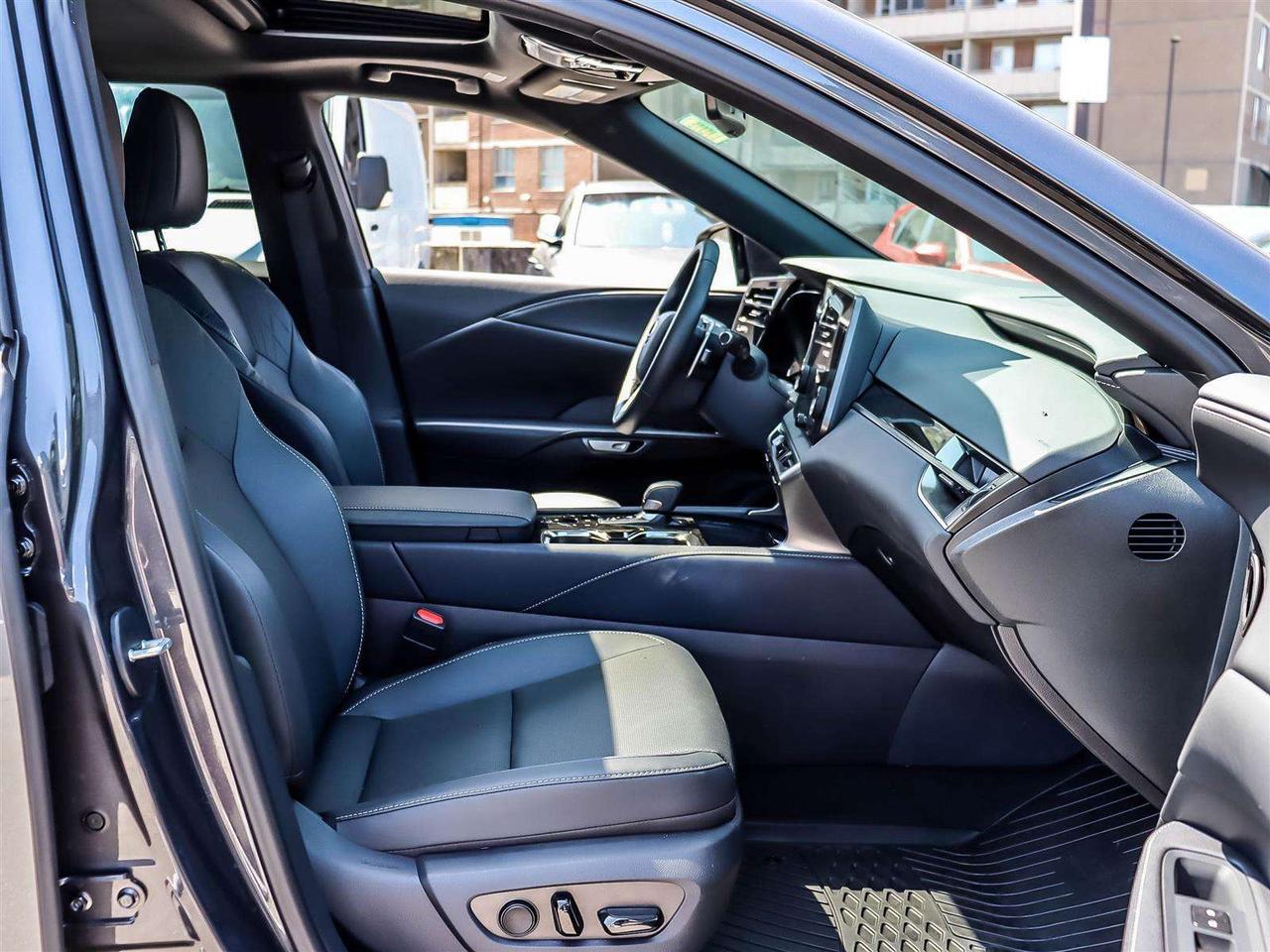 2025 Lexus RX PREMIUM AWD 2.4L TURBO ADAPTIVE CRUISE Photo