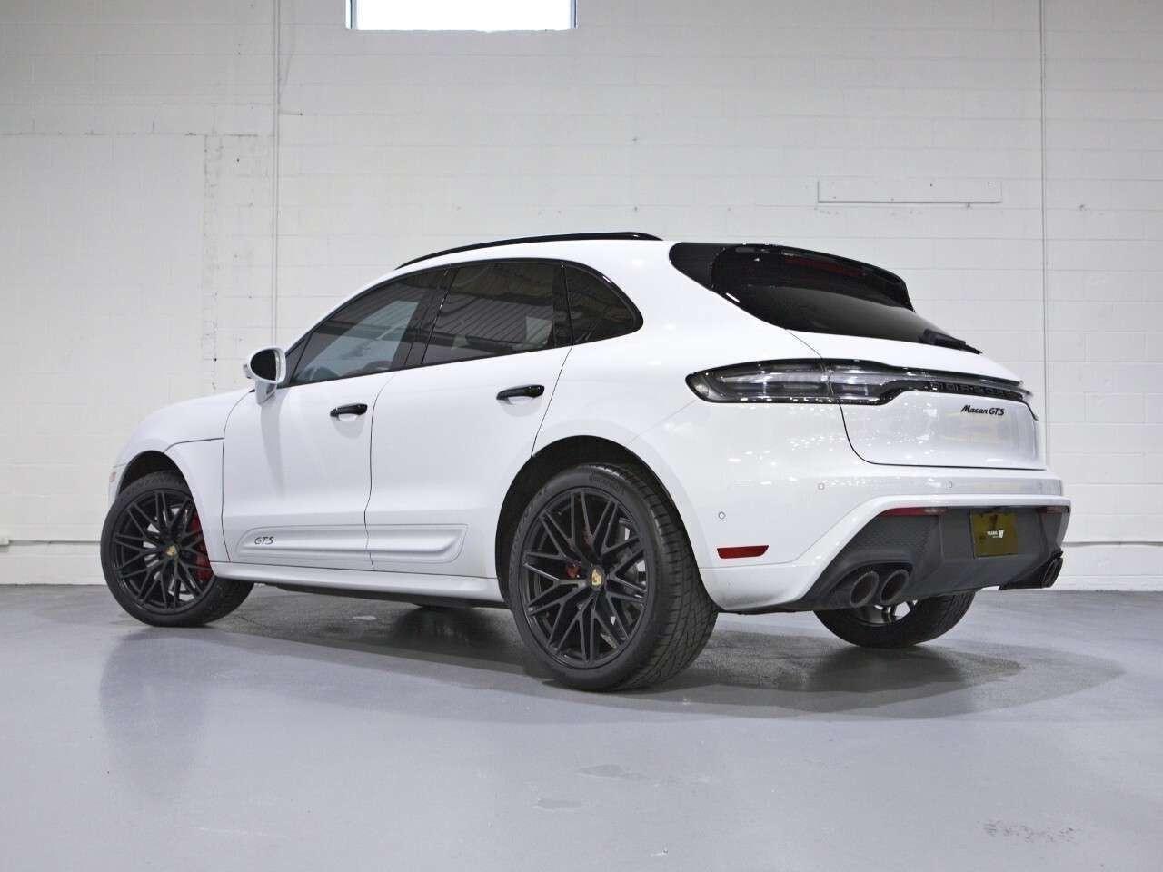 2023 Porsche Macan GTS AWD Photo