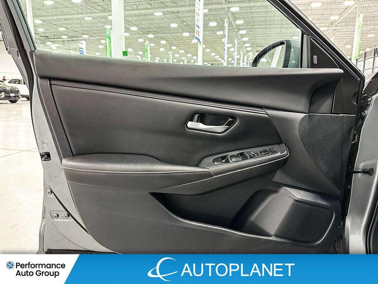 2021 Nissan Sentra SV, Remote Start, Apple CarPlay! Photo