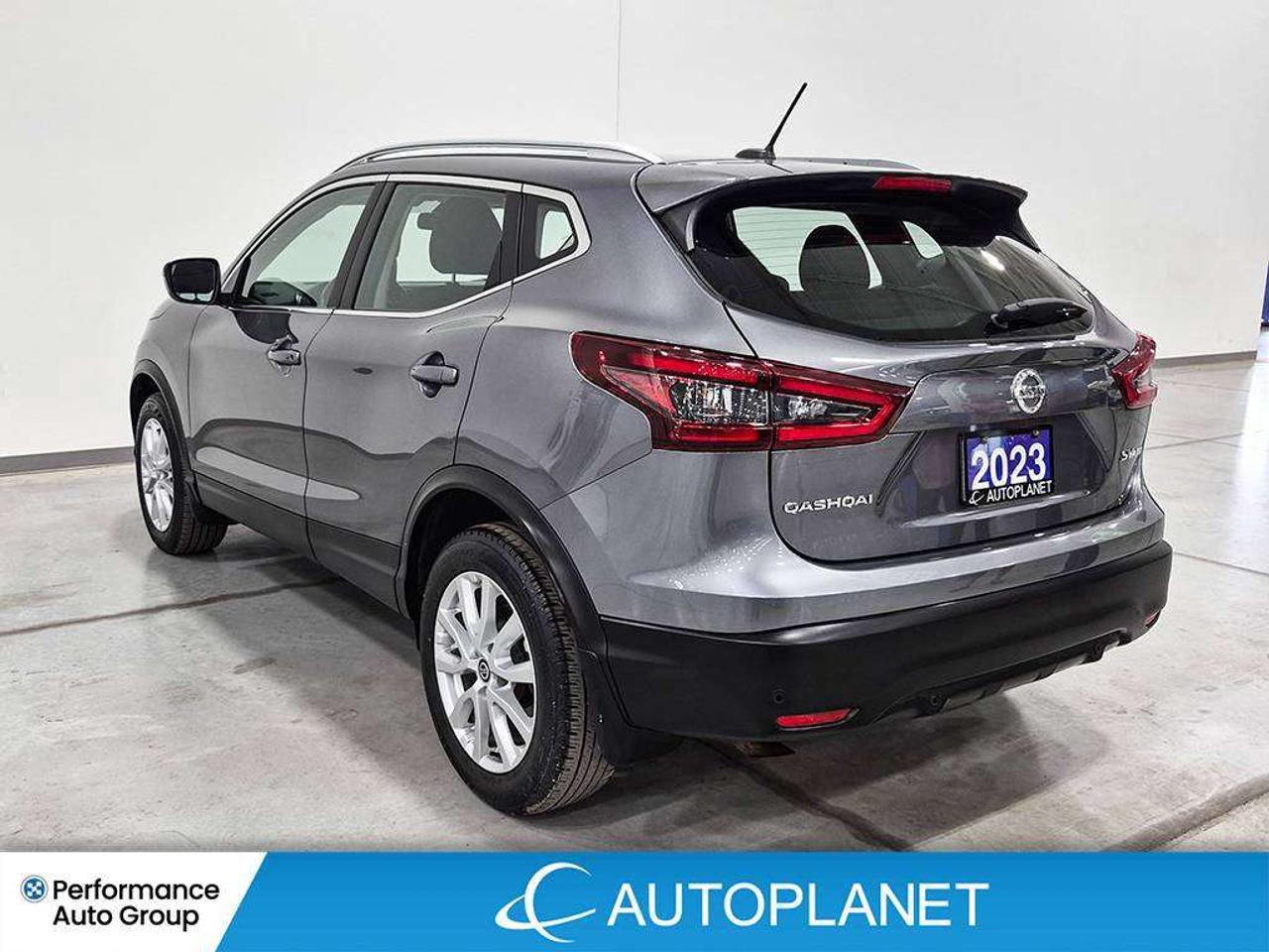 2023 Nissan Qashqai SV AWD, Sunroof, Back Up Cam, Bluetooth! Photo