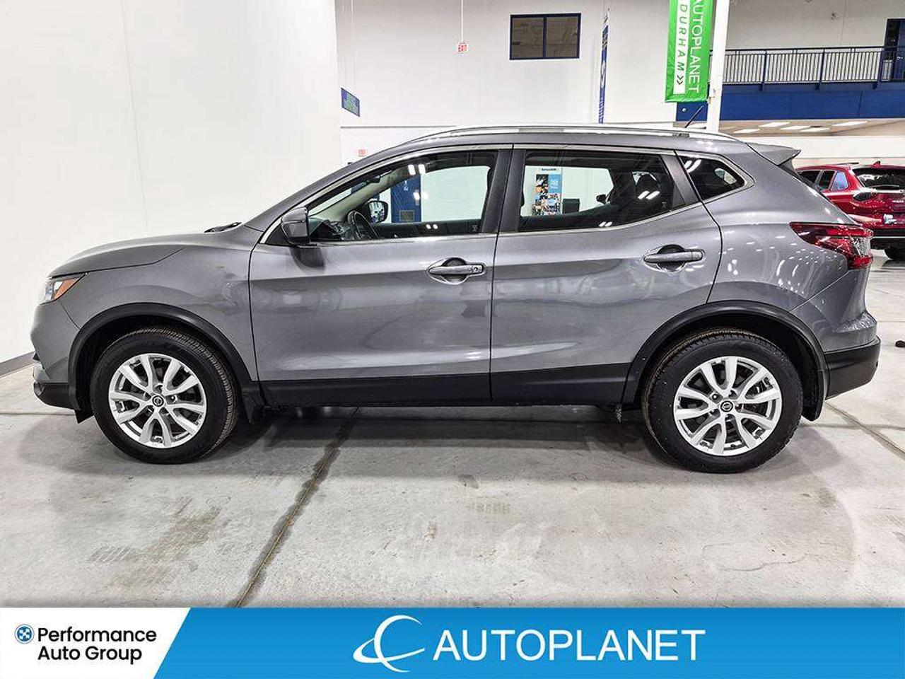 2023 Nissan Qashqai SV AWD, Sunroof, Back Up Cam, Bluetooth! Photo