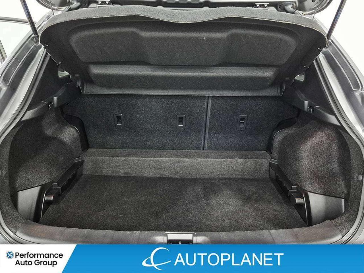 2023 Nissan Qashqai SV AWD, Sunroof, Back Up Cam, Bluetooth! Photo