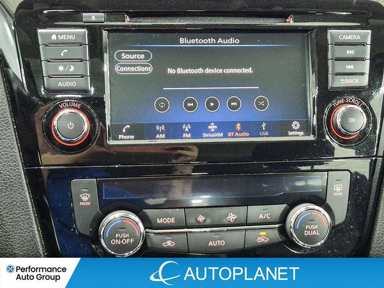2023 Nissan Qashqai SV AWD, Sunroof, Back Up Cam, Bluetooth! Photo