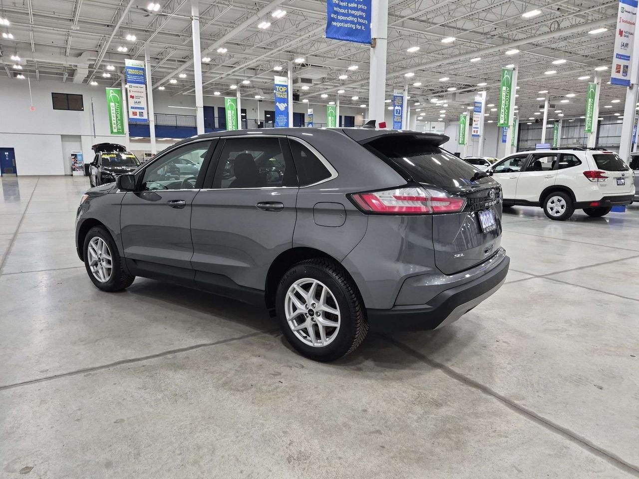 2024 Ford Edge SEL AWD, Back Up Cam, Bluetooth, Heated Seats Photo