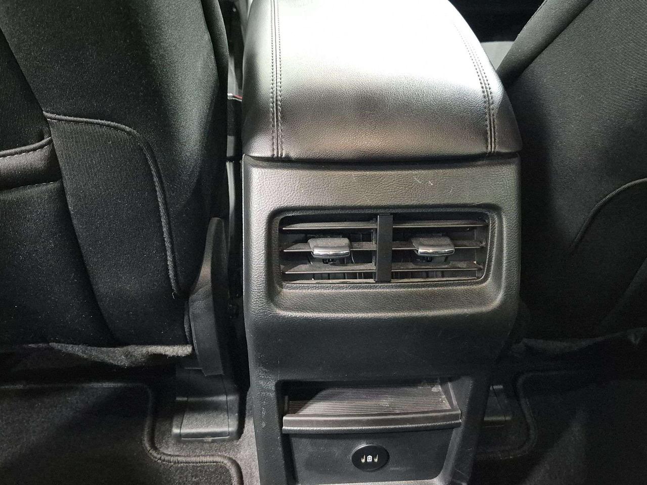 2024 Ford Edge SEL AWD, Back Up Cam, Bluetooth, Heated Seats Photo