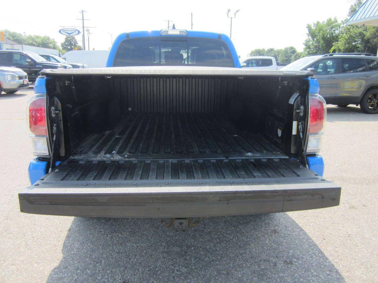 2020 Toyota Tacoma TRD SPORT PREMIUM NO ACCIDENTS! 1 PRICE! NO FEES! Photo