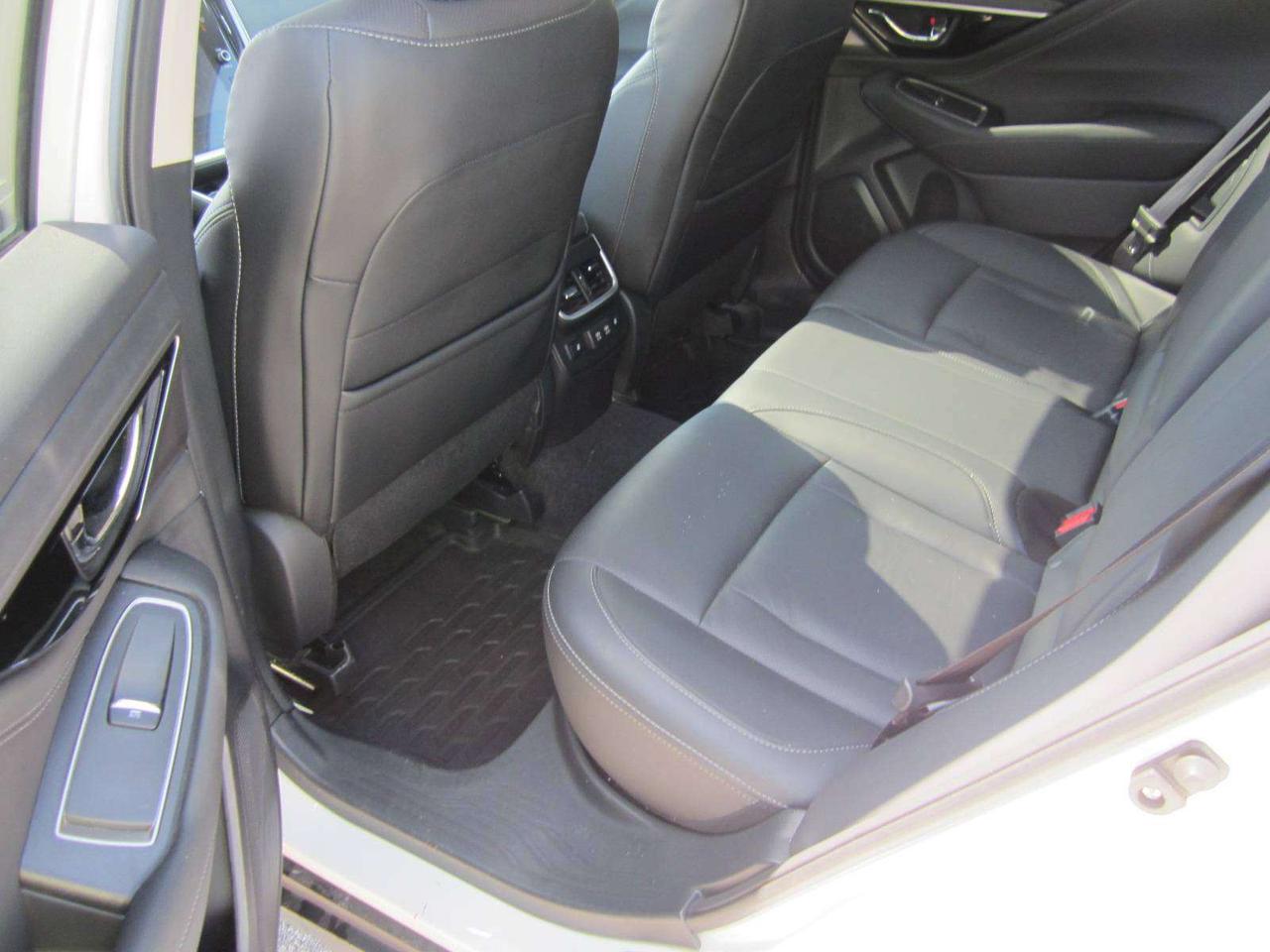 2021 Subaru Outback Limited XT NO ACCIDENTS! 1 PRICE ONLY! NO FEES! Photo