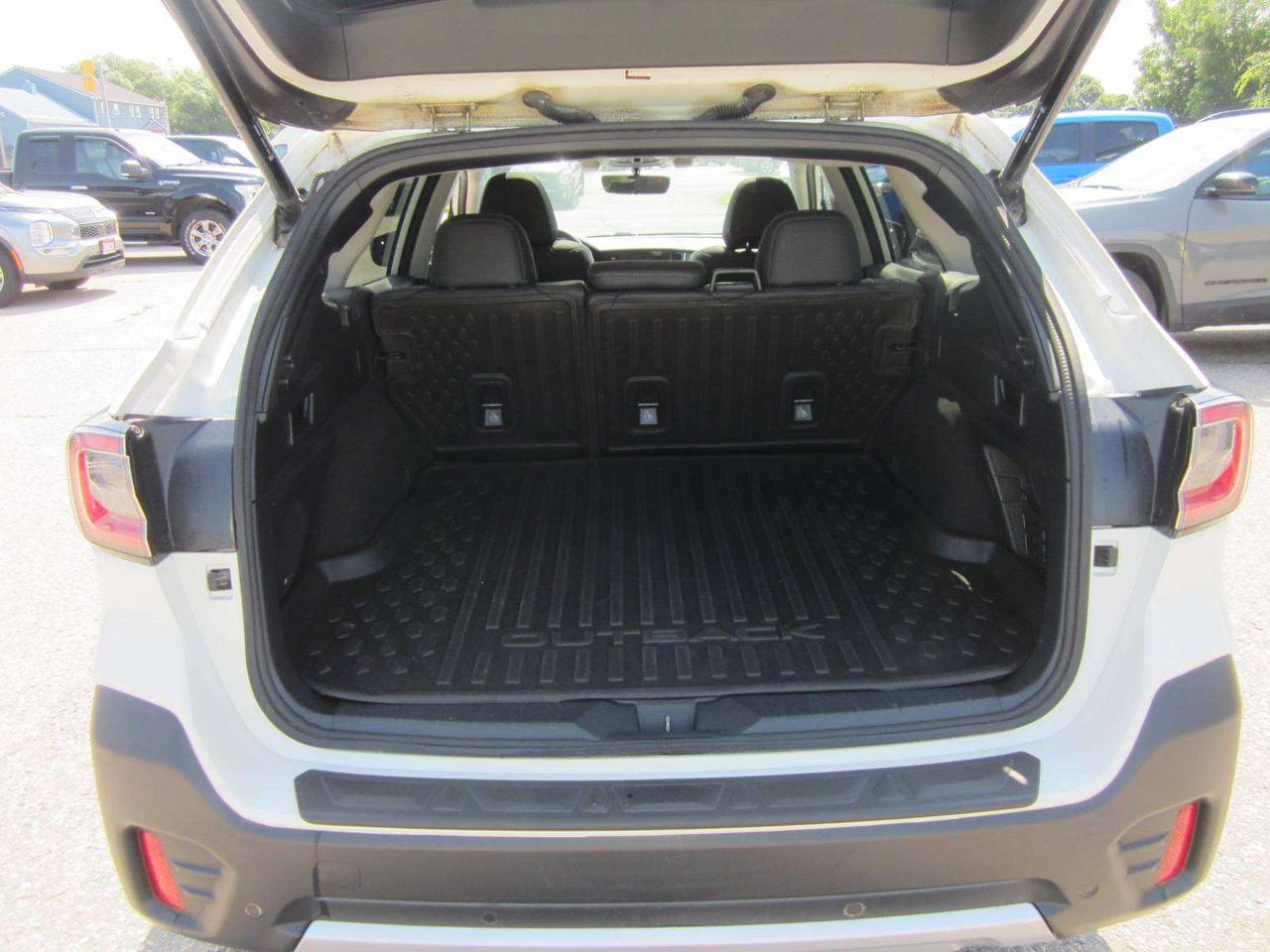 2021 Subaru Outback Limited XT NO ACCIDENTS! 1 PRICE ONLY! NO FEES! Photo