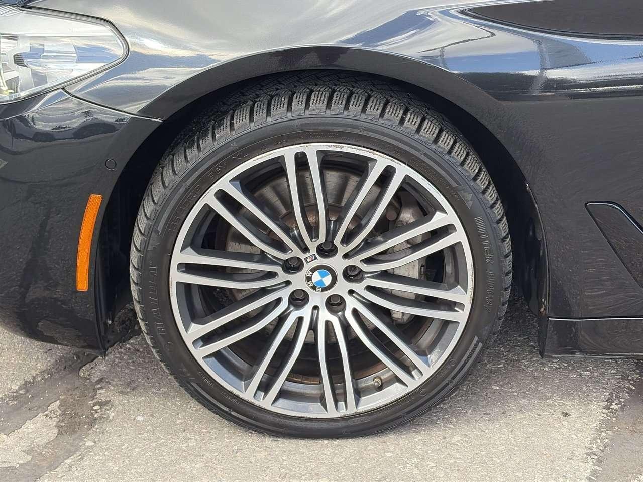 2019 BMW 5 Series xDrive Sedan Power Moonroof   Blind Spot Monitorin Photo