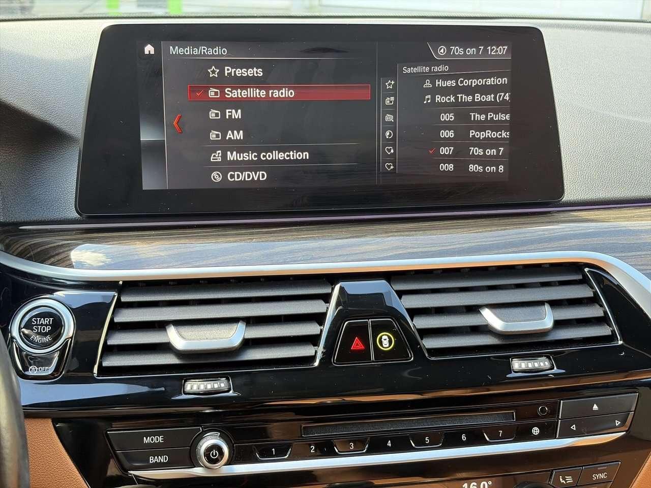 2019 BMW 5 Series xDrive Sedan Power Moonroof   Blind Spot Monitorin Photo