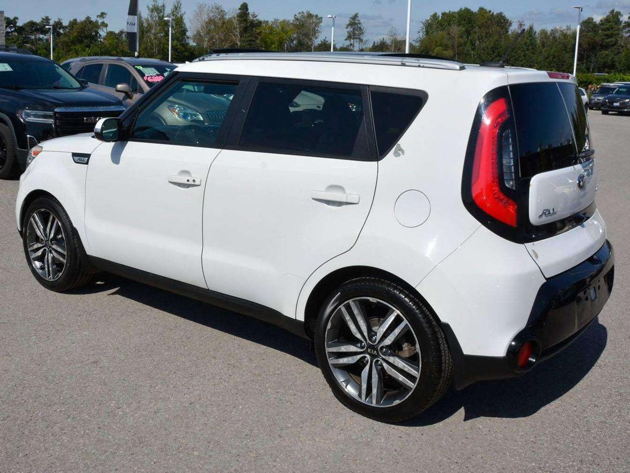 2015 Kia Soul SX Photo