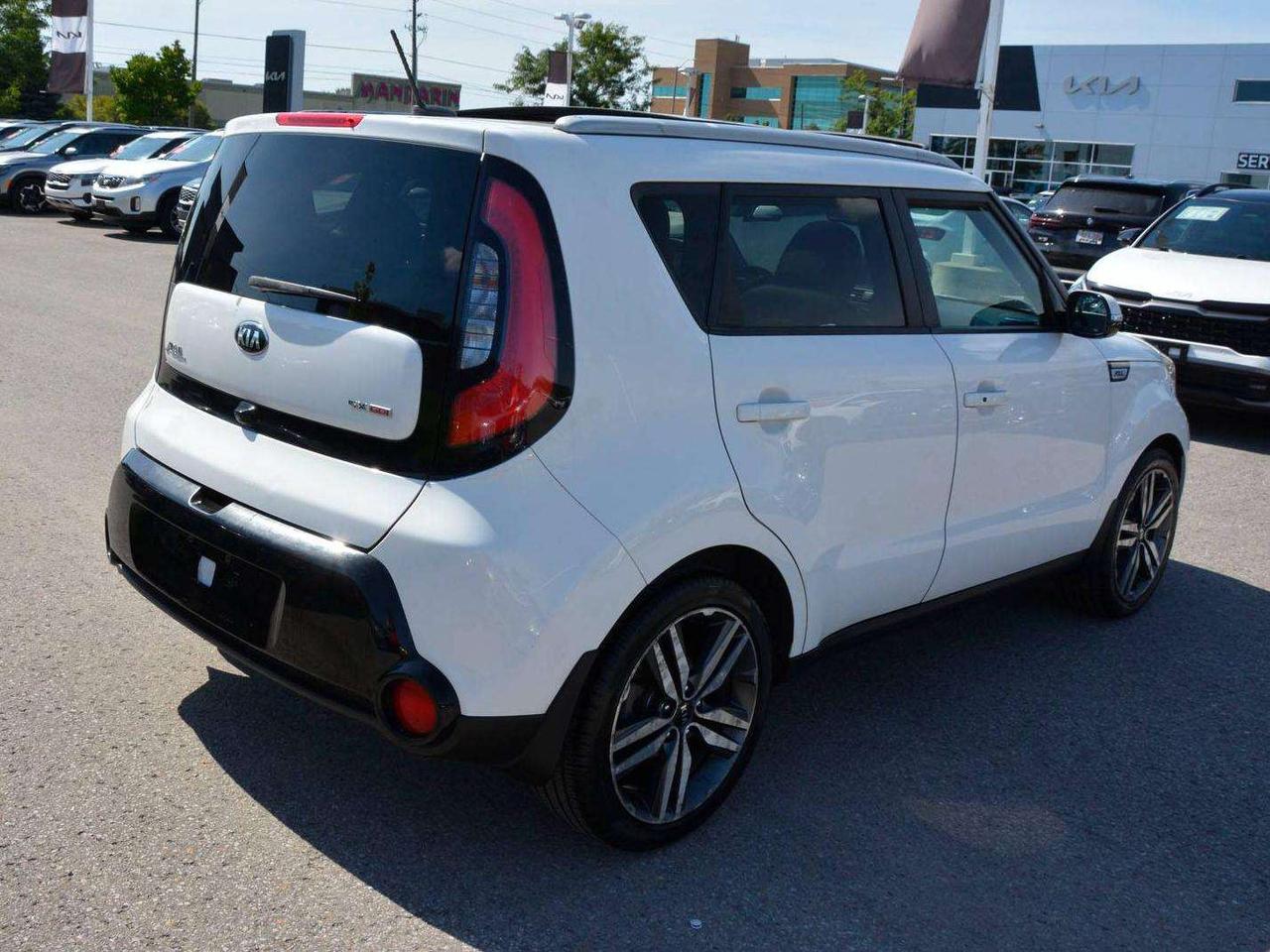 2015 Kia Soul SX Photo
