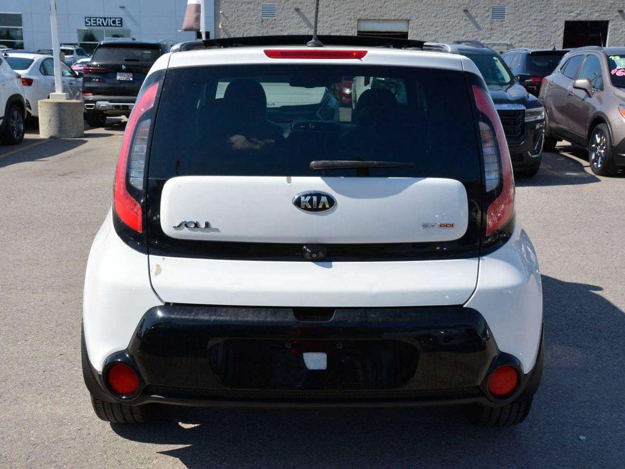 2015 Kia Soul SX Photo3