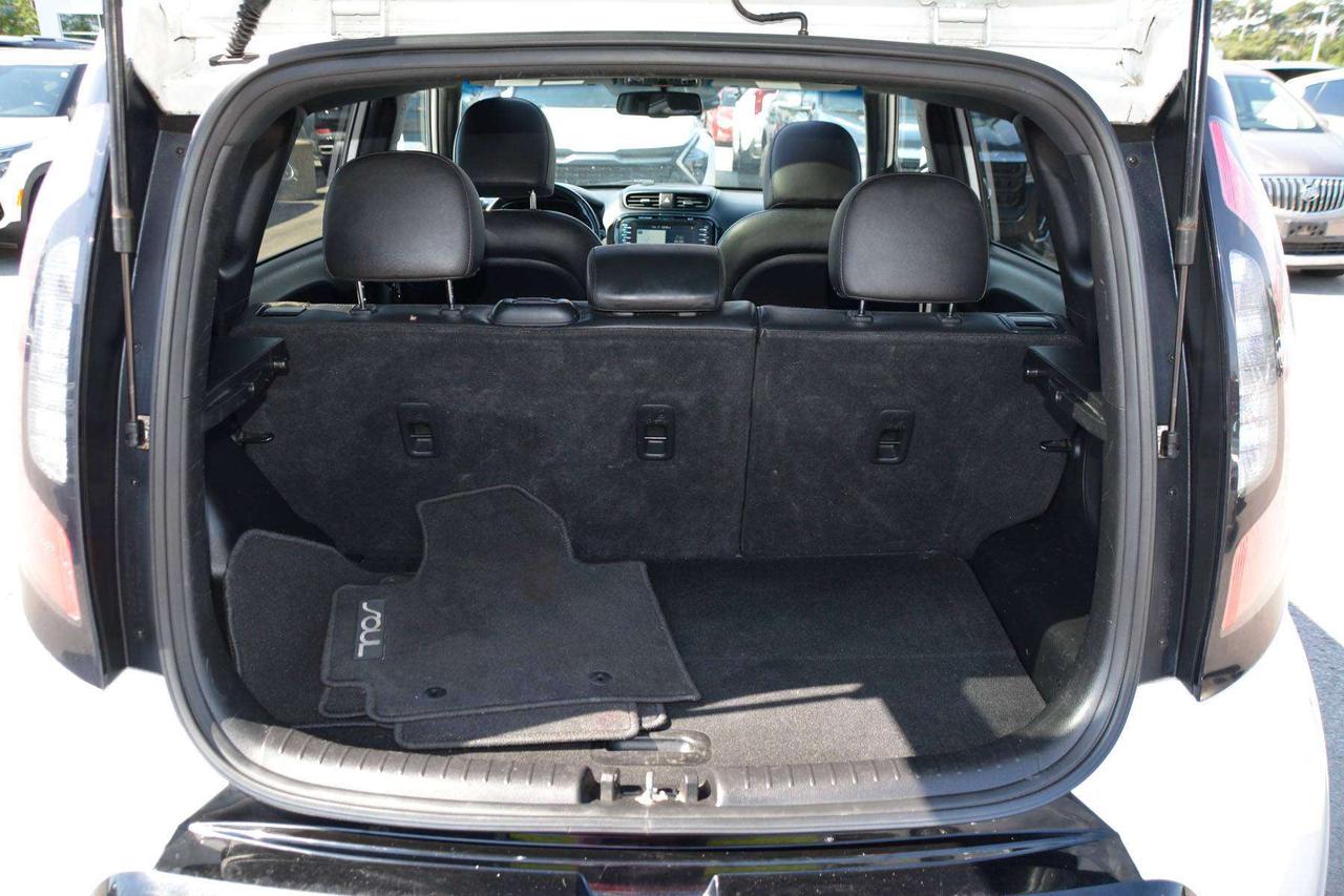 2015 Kia Soul SX Photo