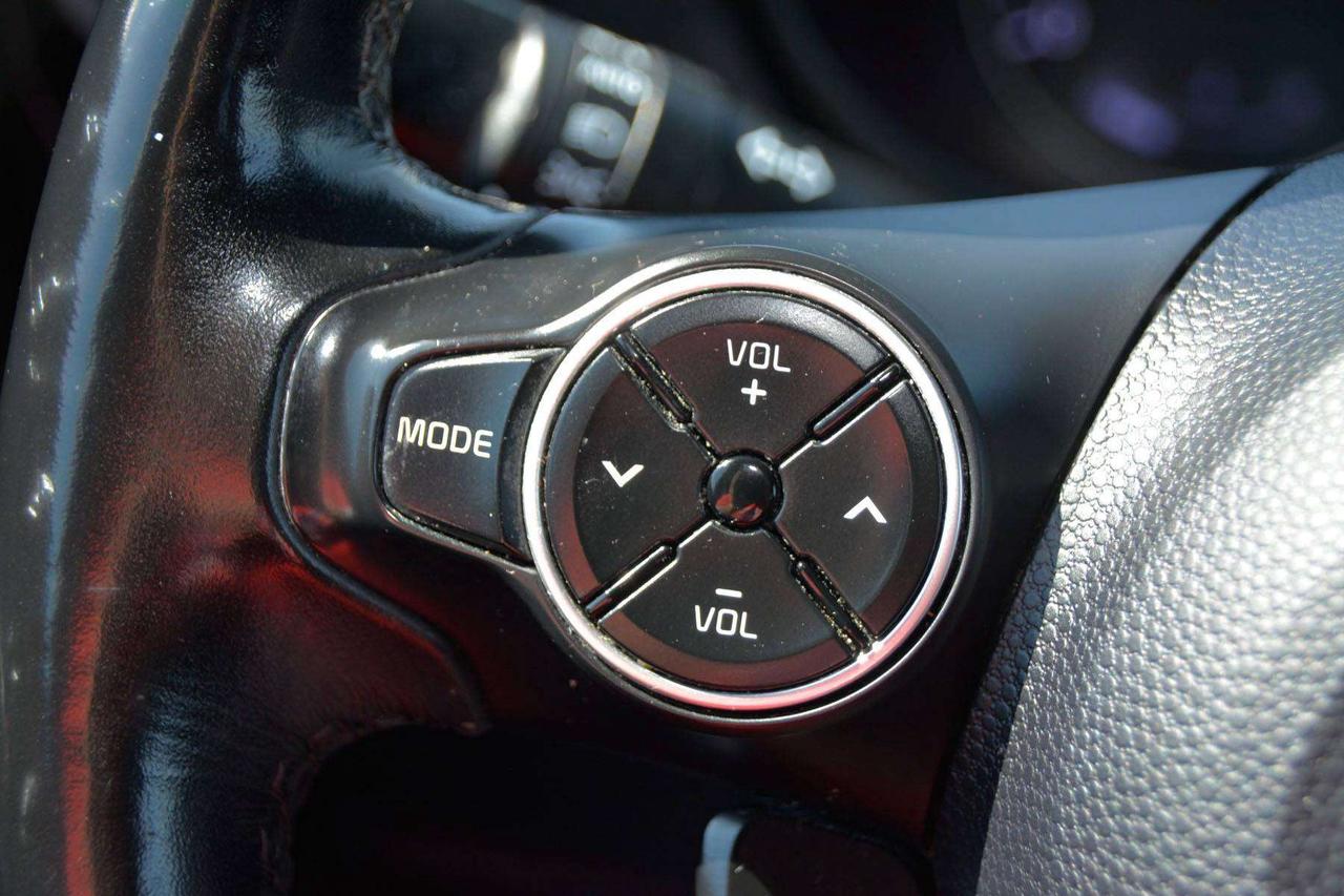 2015 Kia Soul SX Photo