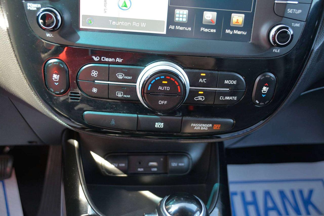 2015 Kia Soul SX Photo