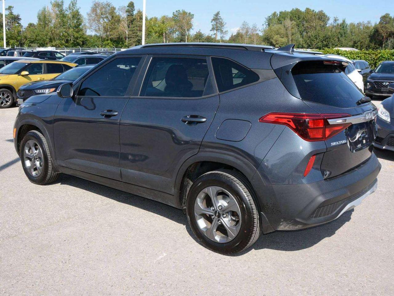2023 Kia Seltos LX Photo