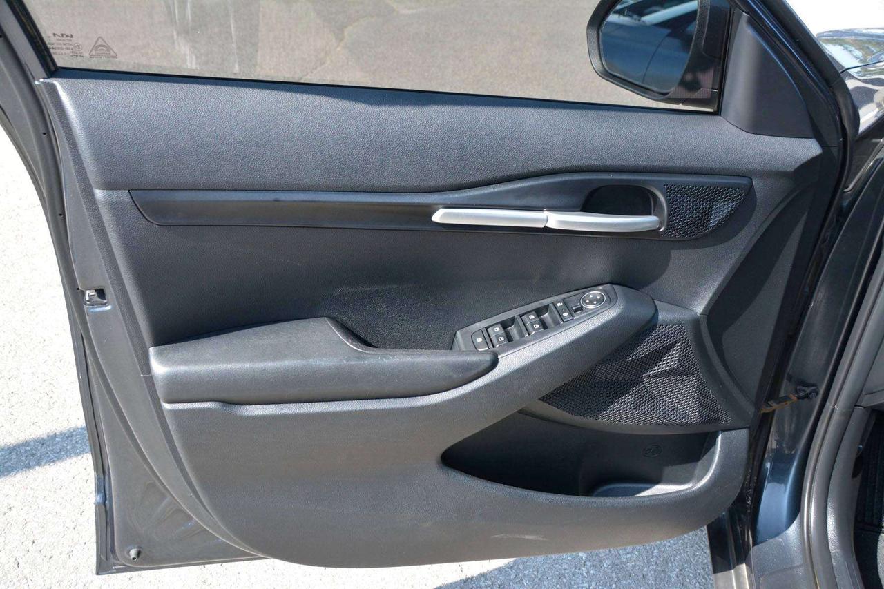 2023 Kia Seltos LX Photo