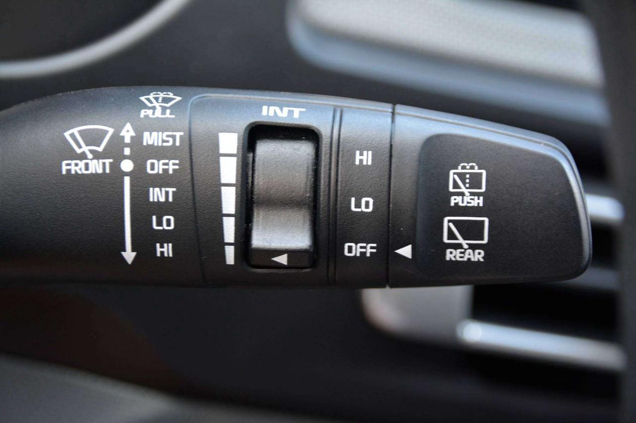 2023 Kia Seltos LX Photo