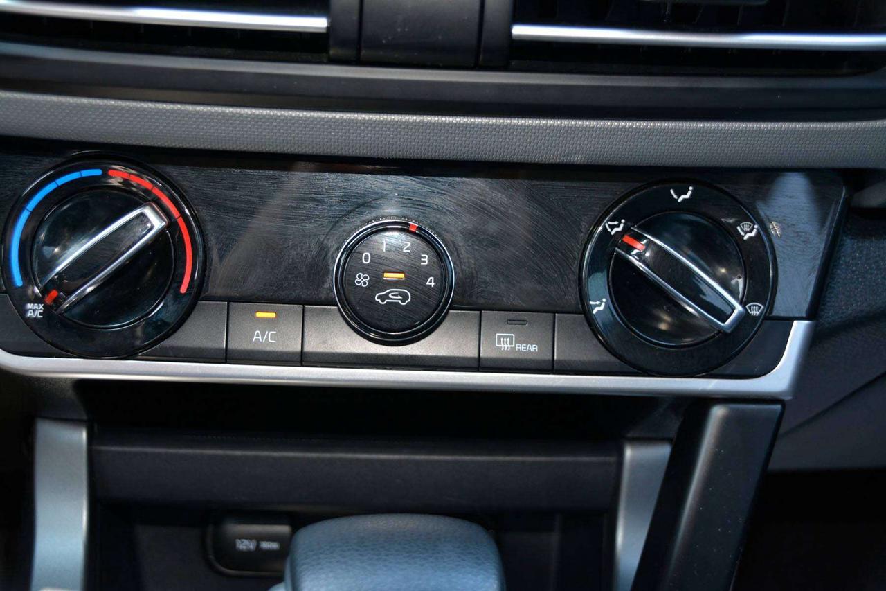 2023 Kia Seltos LX Photo