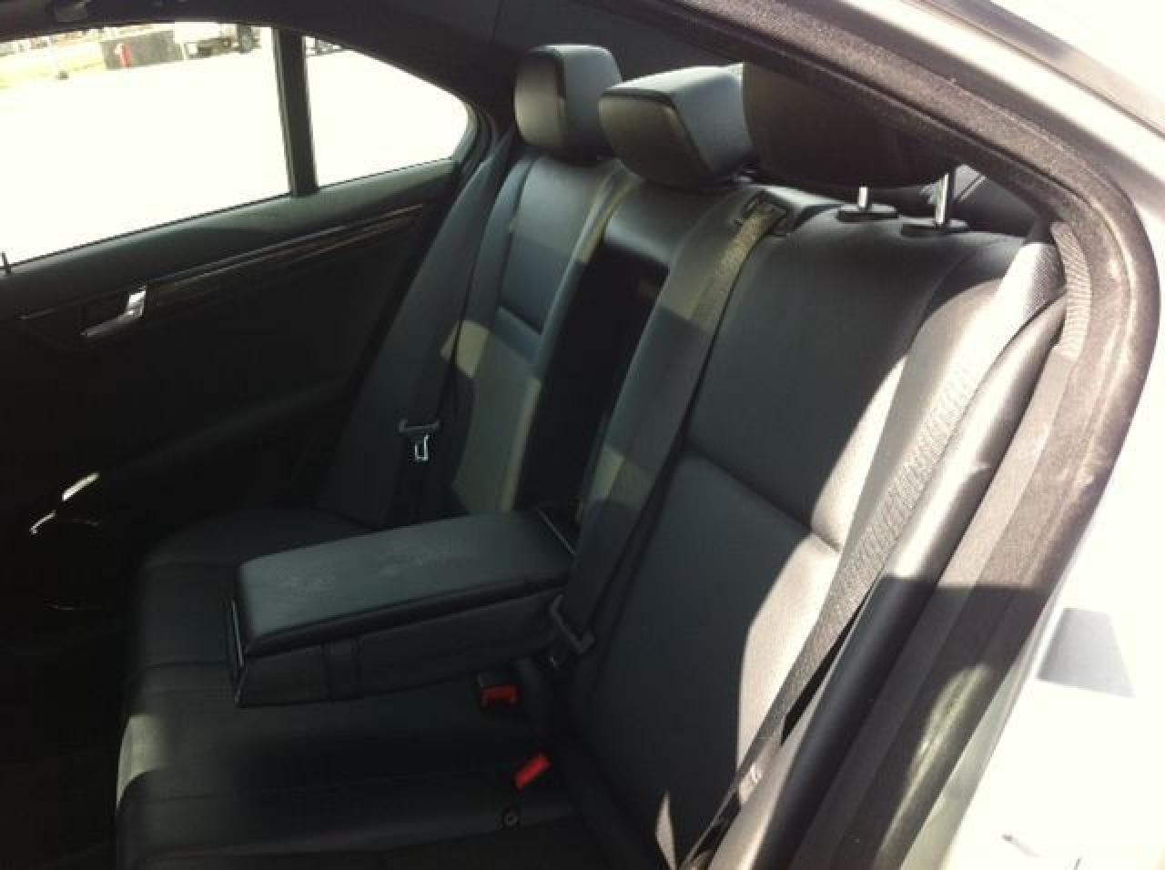 2008 Mercedes-Benz C 350 Sport - Photo #10