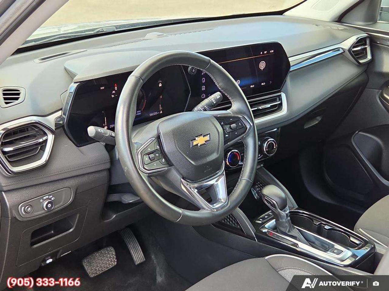 2025 Chevrolet TrailBlazer LT Apple CarPlay & Android Auto • Remote Start System • Built-In Wi-Fi Hotspot • Heated Front Seats • Lane Assist • Rear Photo
