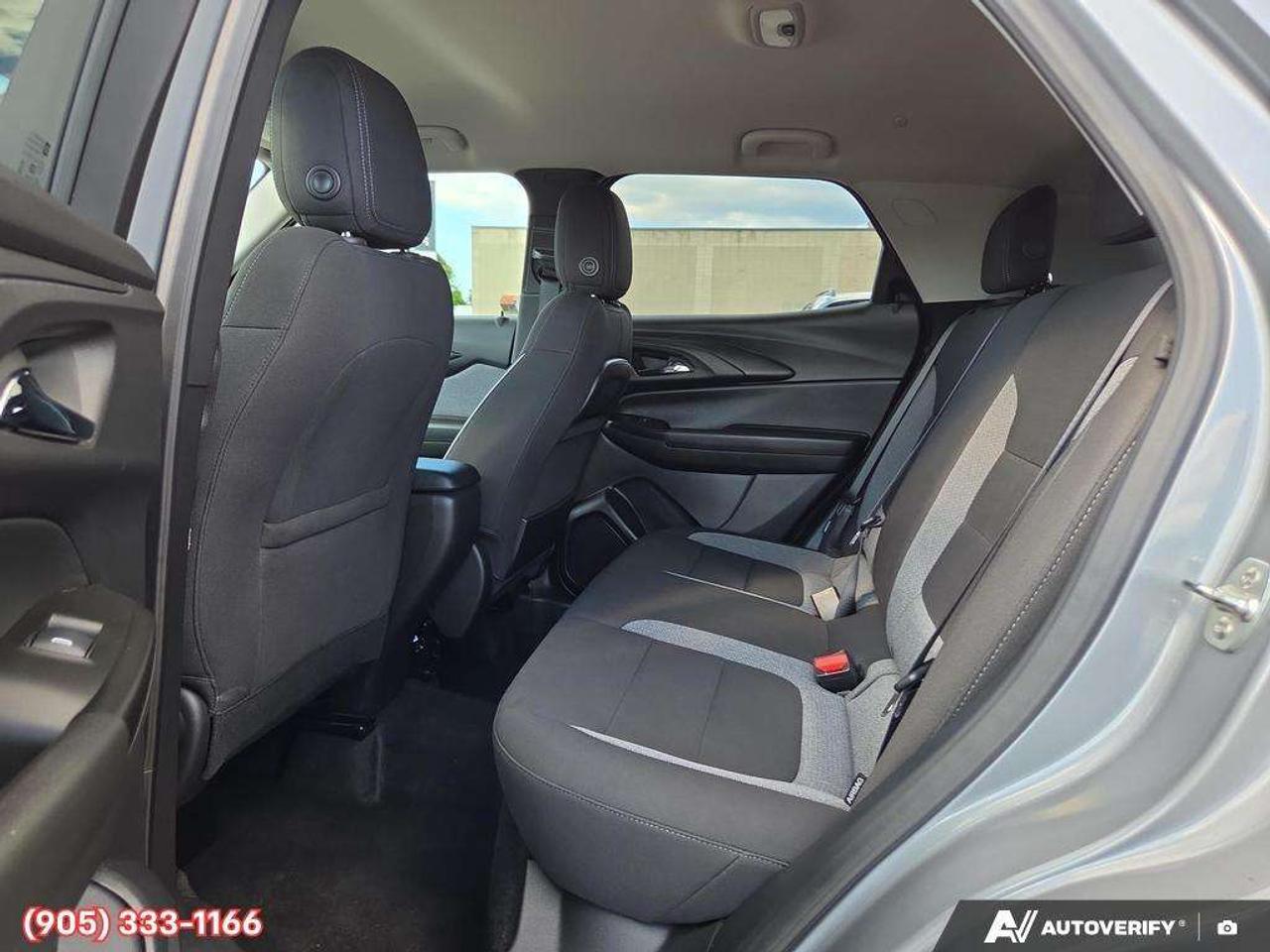 2025 Chevrolet TrailBlazer LT Apple CarPlay & Android Auto • Remote Start System • Built-In Wi-Fi Hotspot • Heated Front Seats • Lane Assist • Rear Photo