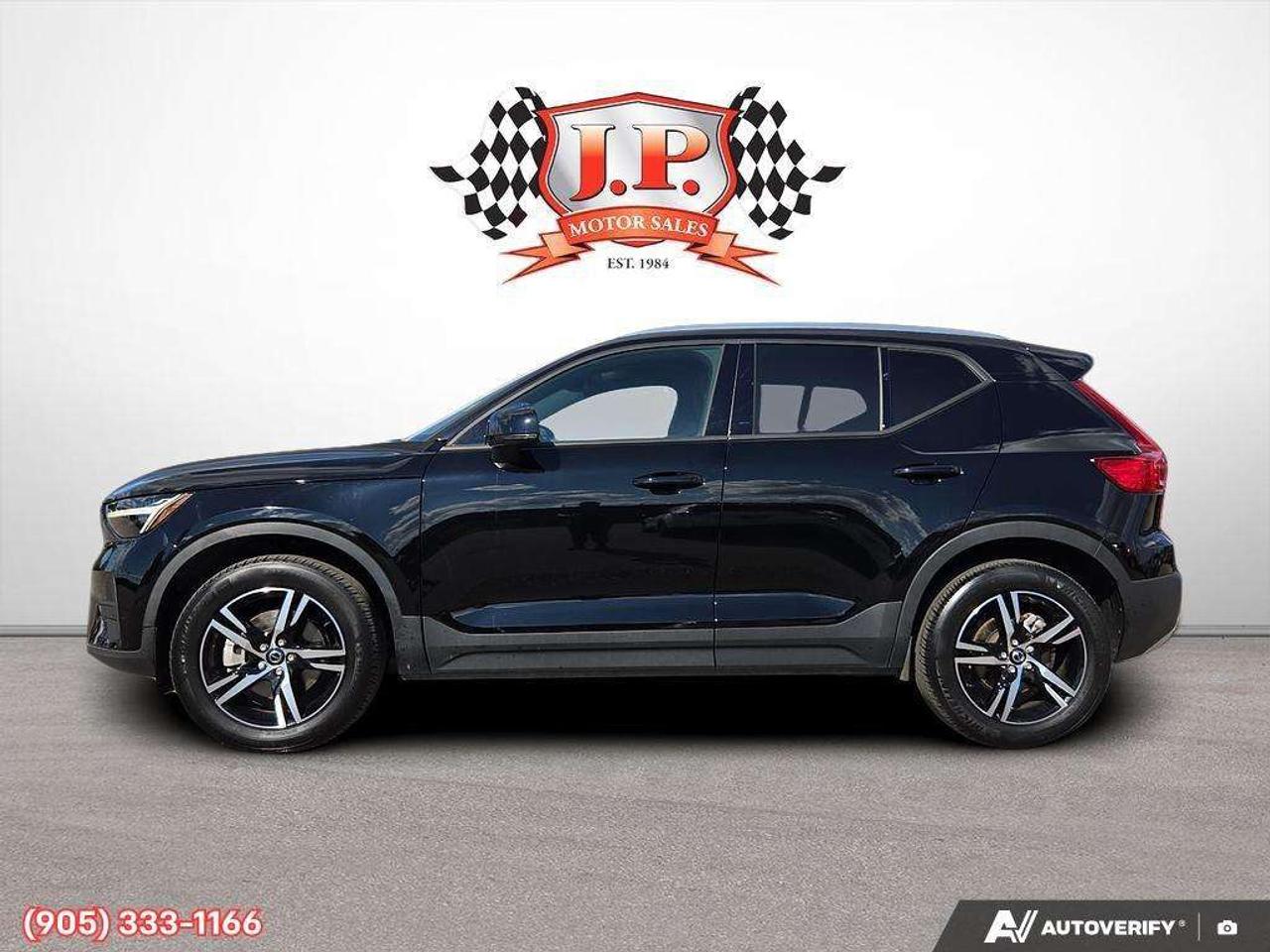 2023 Volvo XC40 B5 Core Apple CarPlay & Android Auto • Heated Front Seats • Lane Assist • Power Driver Seat • Rear Parking Sensors • Siri Photo