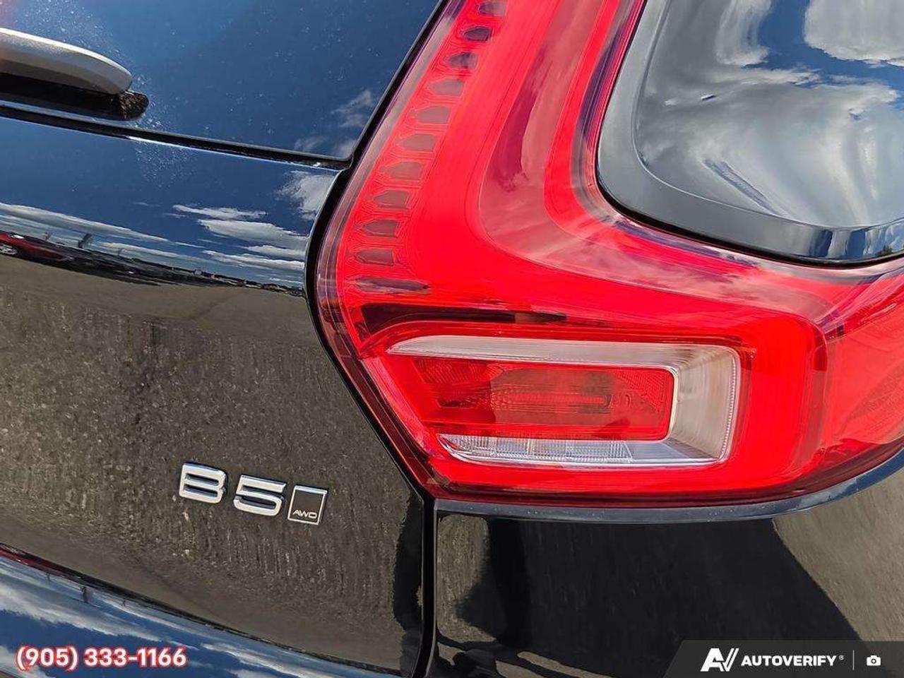 2023 Volvo XC40 B5 Core Apple CarPlay & Android Auto • Heated Front Seats • Lane Assist • Power Driver Seat • Rear Parking Sensors • Siri Photo