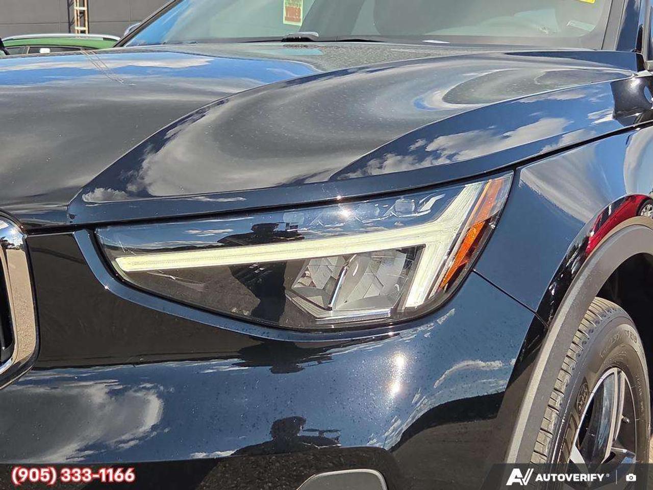2023 Volvo XC40 B5 Core Apple CarPlay & Android Auto • Heated Front Seats • Lane Assist • Power Driver Seat • Rear Parking Sensors • Siri Photo